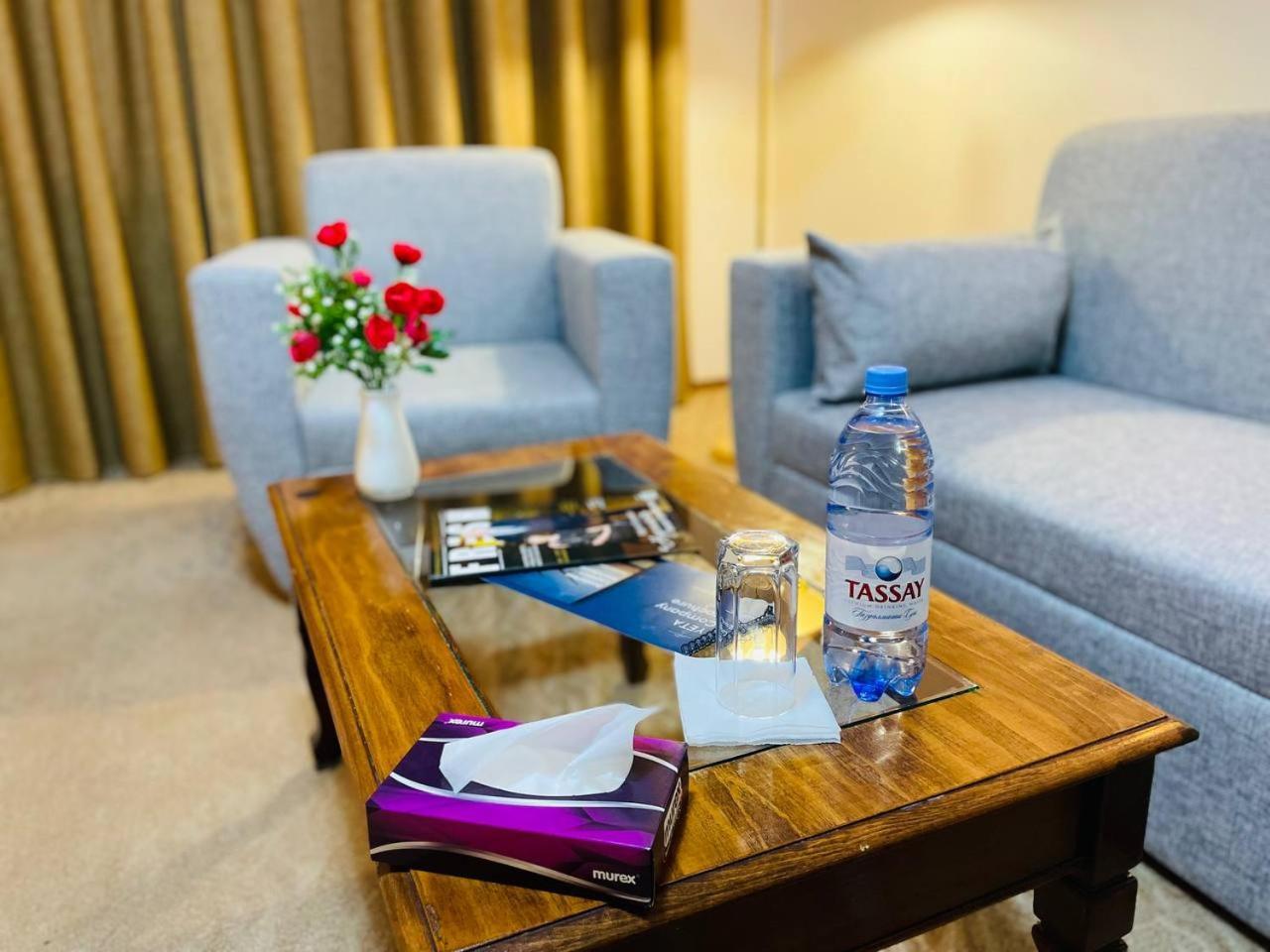 Tengri Hotel Atiraw Buitenkant foto