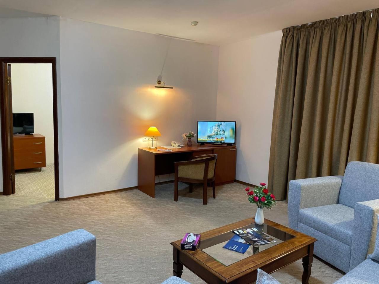 Tengri Hotel Atiraw Buitenkant foto