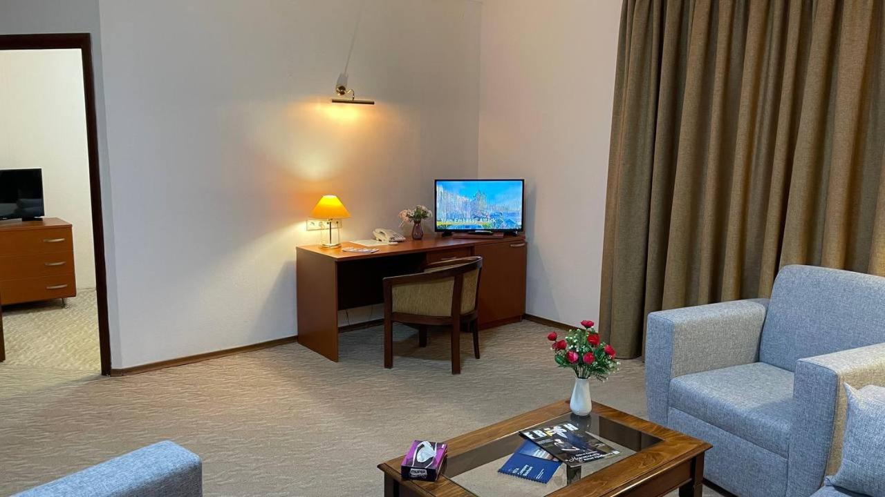 Tengri Hotel Atiraw Buitenkant foto